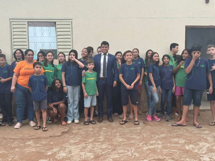 Polícia Civil realiza palestras educativas para alunos do Ensino Médio em Juti