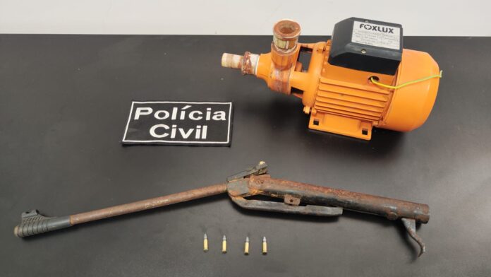 Polícia Civil recupera bomba d’água furtada e prende suspeito por porte ilegal de arma de fogo