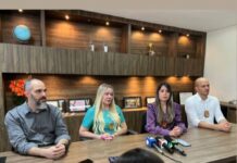 Polícia Civil pede para que adolescentes vítimas do “pai de santo” procurem a DEPCA para fazerem a denúncia Polícia Civil pede para que adolescentes vítimas do “pai de santo” procurem a DEPCA para fazerem a denúncia