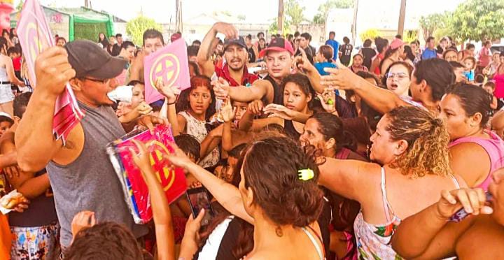 6ª DP e Adepol realizam parceria para ação de Dia 6ª DP e Adepol realizam parceria para ação de Dia das Crianças em bairro da Capital