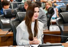 Costa Rica: Mara Caseiro solicita veiculo para atendimento à saúde Costa Rica: Mara Caseiro solicita veiculo para atendimento à saúde