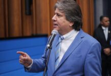 Deputado Caravina solicita viatura para PM e Polícia Civil de Paraíso das Águas Deputado Caravina solicita viatura para PM e Polícia Civil de Paraíso das Águas
