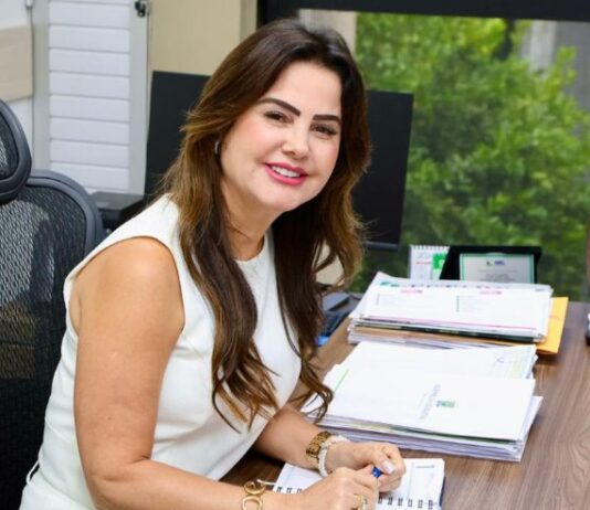 Mara Caseiro busca melhorias para bairro de Eldorado Mara Caseiro busca melhorias para bairro de Eldorado