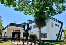 Policiais civis prendem homem com mandado de prisão por pensão alimentícia Polícia Civil prende suspeitos de desviar mais de R$ 4 milhões da empresa em que trabalhavam