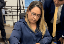 Vereadora Ana Portela assina CPI do Consórcio Guaicurus – Câmara Municipal de Campo Grande Vereadora Ana Portela assina CPI do Consórcio Guaicurus - Câmara Municipal de Campo Grande