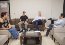 Melhorias para bares e restaurantes são debatidas pelo presidente Papy com Abrasel e Sindha – Câmara Municipal de Campo Grande Melhorias para bares e restaurantes são debatidas pelo presidente Papy com Abrasel e Sindha - Câmara Municipal de Campo Grande