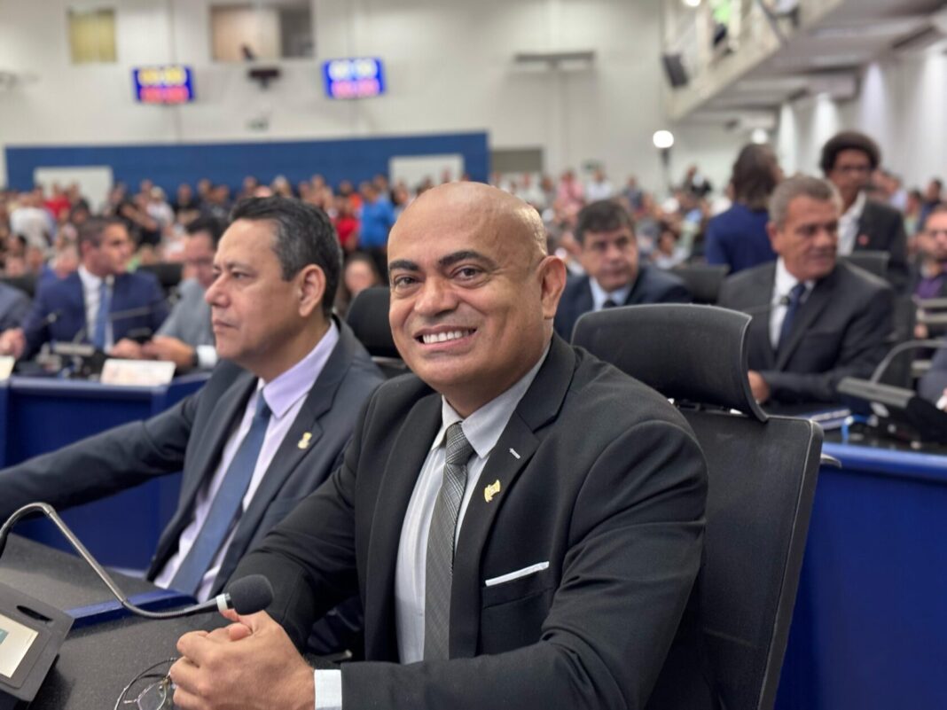 Ronilço Guerreiro propõe instituição do Dia “S” para valorização do Sistema Fecomércio - Câmara Municipal de Campo Grande