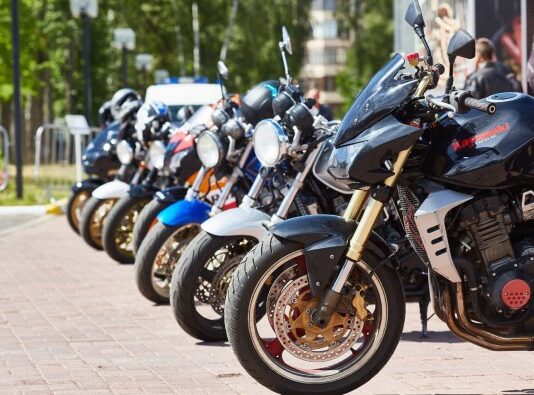 Tribunal de Justiça leiloa sucatas de motocicletas e mobiletes Imagem notícia Tribunal de Justiça leiloa sucatas de motocicletas e mobiletes