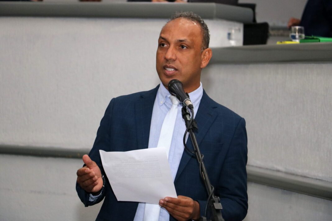 Vereador Junior Coringa apresenta indicações para melhorias nos bairros: Oliveira II, Portal da Lagoa e Nova Campo Grande. - Câmara Municipal de Campo Grande