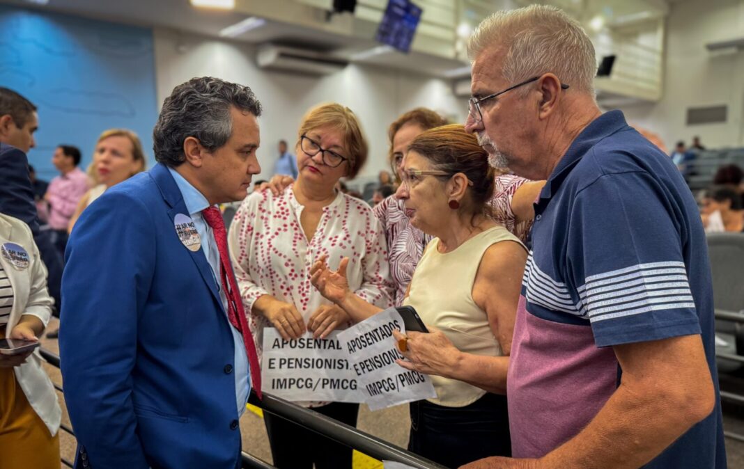 Vereador Landmark integra comissão pró-servidores aposentados e pensionistas - Câmara Municipal de Campo Grande