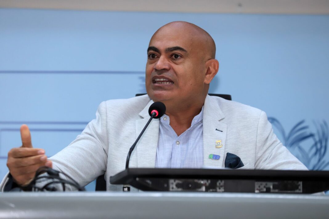 Após audiência pública, Ronilço Guerreiro reforça compromisso com a população Após audiência pública, Ronilço Guerreiro reforça compromisso com a população idosa e defende criação de Conselho e Delegacia Especializada - Câmara Municipal de Campo Grande