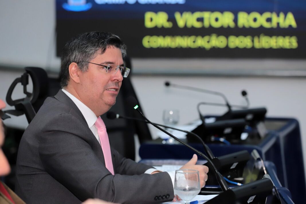 Dr. Victor Rocha defende ampliação do acesso à saúde em Sessão Ordinária da Câmara - Câmara Municipal de Campo Grande