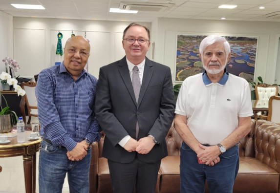 Encontro entre presidente do TJMS e comunicadores fortalece relações com Imagem notícia Encontro entre presidente do TJMS e comunicadores fortalece relações com a imprensa