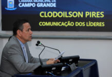 Vereador Clodoilson Pires cobra melhorias em ruas e praças para atender demandas da população – Câmara Municipal de Campo Grande Vereador Clodoilson Pires cobra melhorias em ruas e praças para atender demandas da população - Câmara Municipal de Campo Grande
