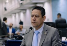 Vereador Clodoilson Pires solicita limpeza de praça e melhorias em rua a pedido dos moradores – Câmara Municipal de Campo Grande Vereador Clodoilson Pires solicita limpeza de praça e melhorias em rua a pedido dos moradores - Câmara Municipal de Campo Grande