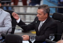 Vereador Delei Pinheiro solicita limpeza e poda de mato em frente ao monumento Carro de Boi – Câmara Municipal de Campo Grande Vereador Delei Pinheiro solicita limpeza e poda de mato em frente ao monumento Carro de Boi - Câmara Municipal de Campo Grande