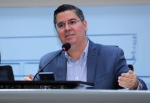 Vereador Dr. Victor Rocha cobra soluções para filas de espera e falta de medicamentos na saúde pública de Campo Grande – Câmara Municipal de Campo Grande Vereador Dr. Victor Rocha cobra soluções para filas de espera e falta de medicamentos na saúde pública de Campo Grande - Câmara Municipal de Campo Grande