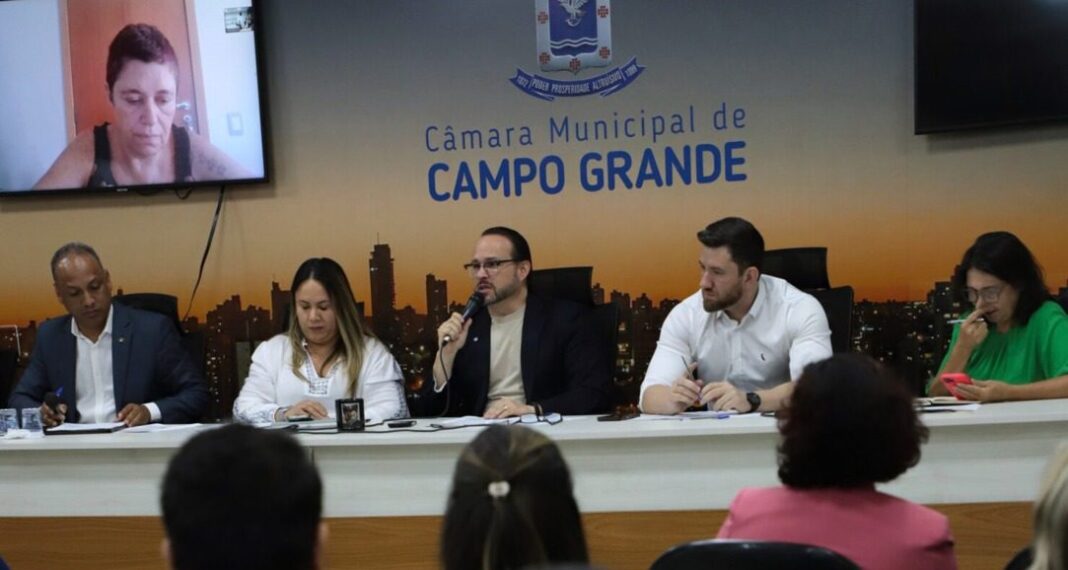 Em 1ª oitiva de CPI, engenheira destaca que contrato do transporte deve ser fiscalizado de forma permanente - Câmara Municipal de Campo Grande