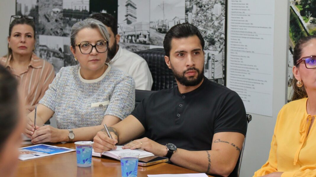 Em reunião com a gestão municipal, Fábio Rocha cobra ações para a saúde pública - Câmara Municipal de Campo Grande
