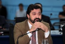 Flávio Cabo Almi protocola indicações e homenageia destaques da segurança e cultura local – Câmara Municipal de Campo Grande Flávio Cabo Almi protocola indicações e homenageia destaques da segurança e cultura local - Câmara Municipal de Campo Grande