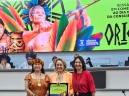 Juíza auxiliar da Corregedoria recebe outorga na Câmara Municipal de Campo Grande Imagem notícia Juíza auxiliar da Corregedoria recebe outorga na Câmara Municipal de Campo Grande