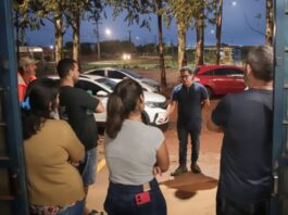 Papy visita moradores do Riviera Park que reivindicam linha de ônibus e asfalto – Câmara Municipal de Campo Grande Papy visita moradores do Riviera Park que reivindicam linha de ônibus e asfalto - Câmara Municipal de Campo Grande