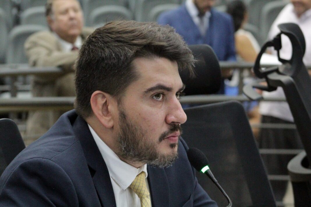 Rafael Tavares quer exibição de vídeos antidrogas em shows e eventos de Campo Grande - Câmara Municipal de Campo Grande