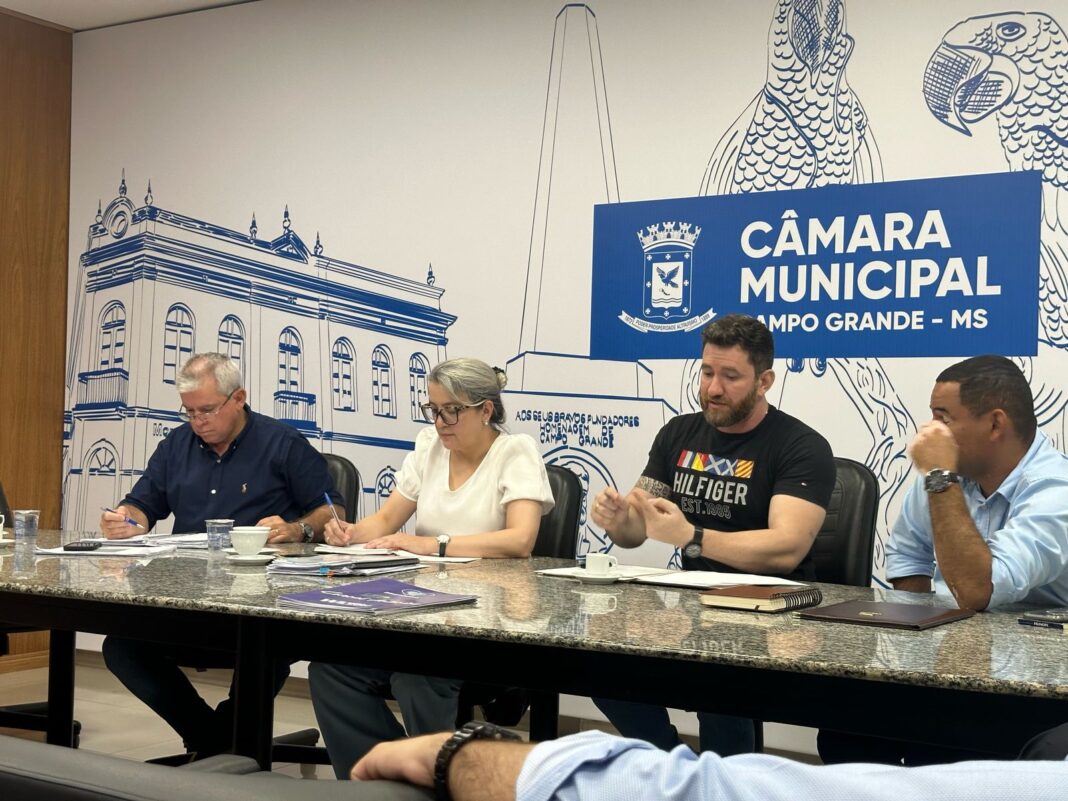 Vereador Maicon Nogueira cobra melhorias nos UPA”s e SESAU apresenta plano emergencial - Câmara Municipal de Campo Grande