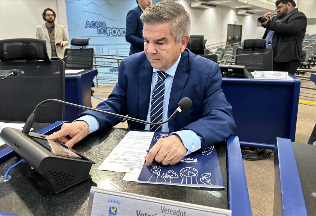 Vereador Veterinário Francisco apresenta indicações para melhorias em ruas de Campo Grande e alerta sobre riscos à segurança - Câmara Municipal de Campo Grande