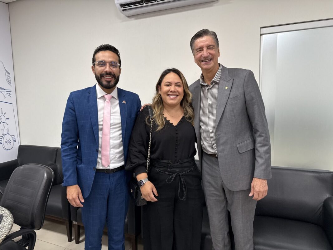 Vereadora Ana Portela recebe diretor do FNDE para apresentação de investimentos na educação de Campo Grande - Câmara Municipal de Campo Grande