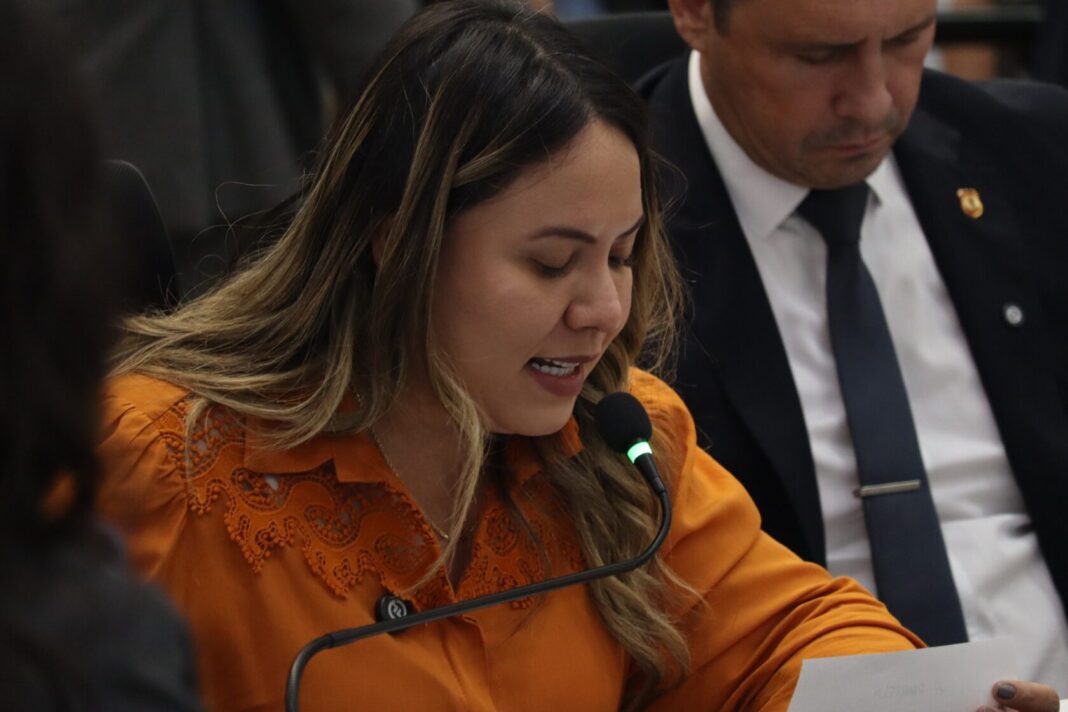 Ana Portela é favorável a instalação de câmeras nas salas de aula de Campo Grande - Câmara Municipal de Campo Grande