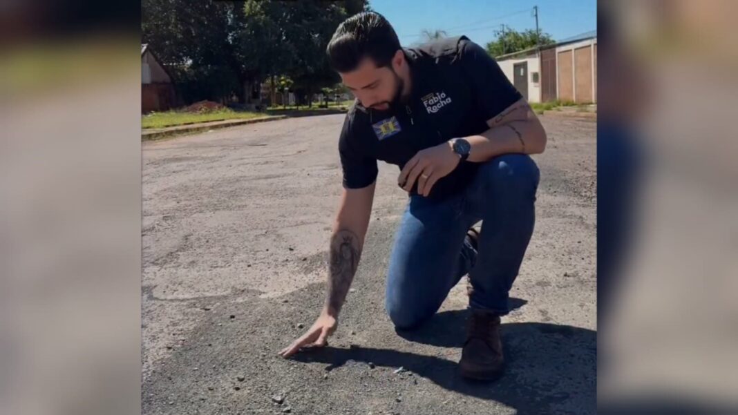 Durante feriado, vereador Fábio Rocha verifica obras e questiona eficácia do serviço da Prefeitura - Câmara Municipal de Campo Grande