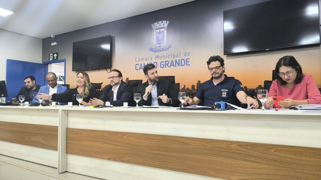 “É um absurdo o próprio Consórcio construir parte do sistema que deveria ser feito para fiscalizar ele próprio”, diz Maicon Nogueira - Câmara Municipal de Campo Grande