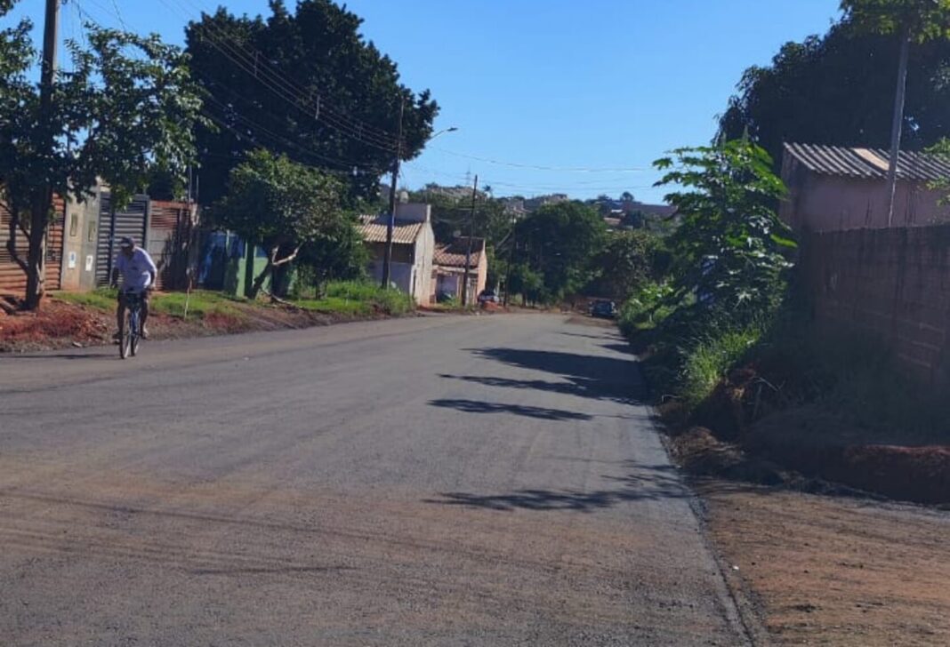 Indicação de Tavares, Prefeitura retoma asfaltamento da Rua Francisca Gonçalves de Figueiredo - Câmara Municipal de Campo Grande