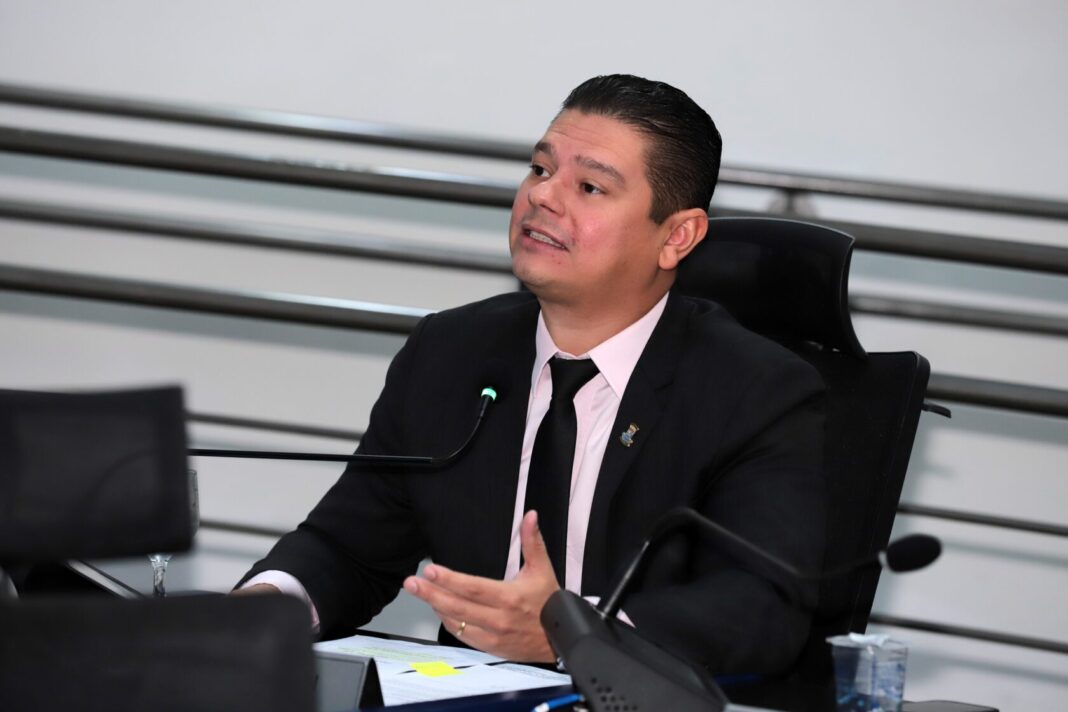 Sancionado projeto do vereador Otávio Trad “Remar é preciso” que incentiva a prática esportiva de canoagem - Câmara Municipal de Campo Grande