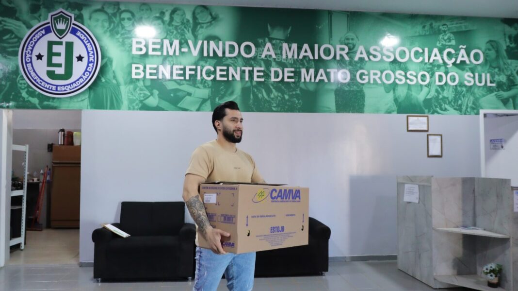 Vereador Fábio Rocha acompanha ações do “Alimento Solidário” em diversos Vereador Fábio Rocha acompanha ações do “Alimento Solidário” em diversos bairros da Capital - Câmara Municipal de Campo Grande