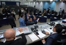 Vereadores votam veto da prefeitura à destinação de R$ 8,7 milhões para entidades – Câmara Municipal de Campo Grande Vereadores votam veto da prefeitura à destinação de R$ 8,7 milhões para entidades - Câmara Municipal de Campo Grande