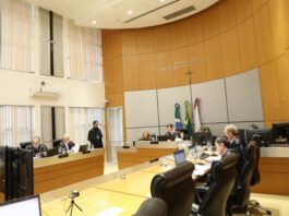 Justiça condena produtora de show a indenizar fã por cancelamento de última hora Imagem notícia Justiça condena produtora de show a indenizar fã por cancelamento de última hora