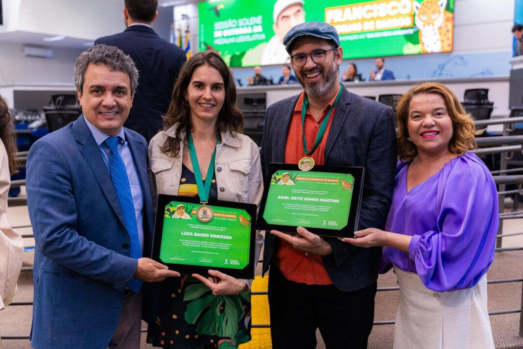 Landmark homenageia Luza Basso e Ariel Ortiz, defensores do meio ambiente em Campo Grande - Câmara Municipal de Campo Grande