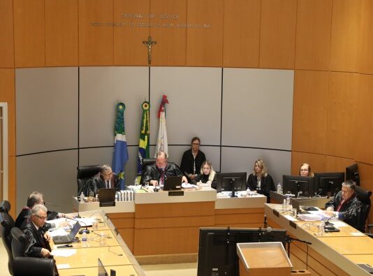 Tribunal de Justiça condena locadora por bloqueio de carro em movimento Imagem notícia Tribunal de Justiça condena locadora por bloqueio de carro em movimento