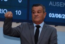 Vereador Delei Pinheiro destaca importância do Teste do Pezinho em pronunciamento no Dia Nacional do Exame – Câmara Municipal de Campo Grande Vereador Delei Pinheiro destaca importância do Teste do Pezinho em pronunciamento no Dia Nacional do Exame - Câmara Municipal de Campo Grande