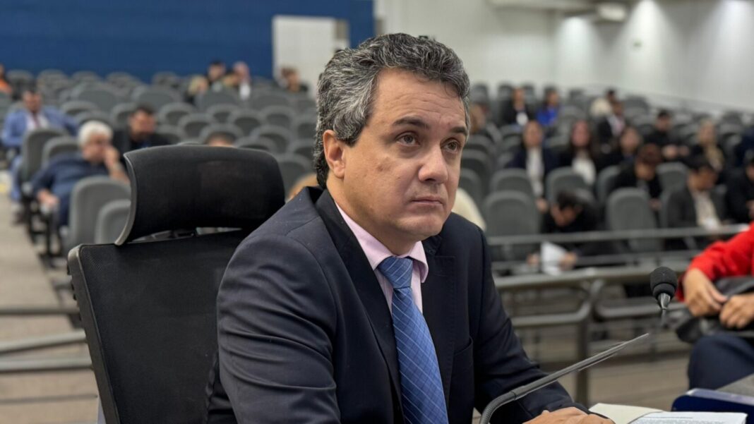 Com emendas à LDO, Landmark reforça luta por casa e Com emendas à LDO, Landmark reforça luta por casa e terra para as famílias que mais precisam - Câmara Municipal de Campo Grande