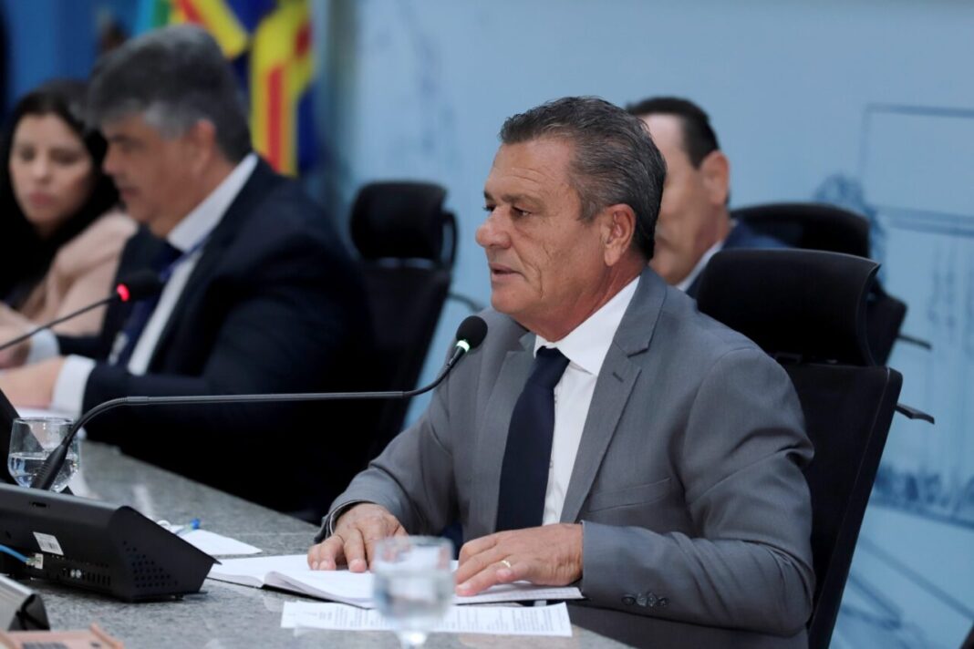 Vereador Delei solicita urgência a manutenção da ponte sobre córrego que liga o bairro Guanandi e Jardim Nova Esperança - Câmara Municipal de Campo Grande