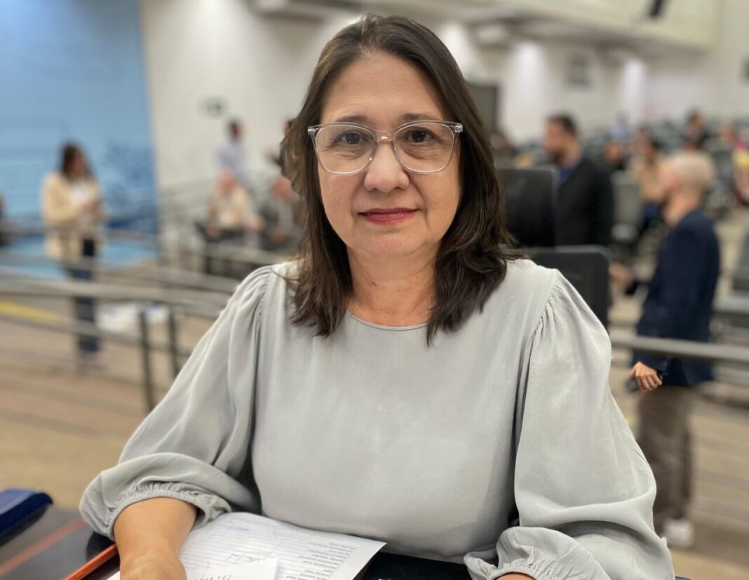 Vereadora Luiza aprova Moção de Protesto contra presidente dos EUA, Vereadora Luiza aprova Moção de Protesto contra presidente dos EUA, Donald Trump - Câmara Municipal de Campo Grande