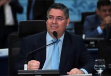 Aprovado por unanimidade o Projeto “Se Cuida Jovem”, de autoria do Dr. Victor Rocha, que segue para sanção da Prefeitura de Campo Grande – Câmara Municipal de Campo Grande Aprovado por unanimidade o Projeto “Se Cuida Jovem”, de autoria do Dr. Victor Rocha, que segue para sanção da Prefeitura de Campo Grande - Câmara Municipal de Campo Grande