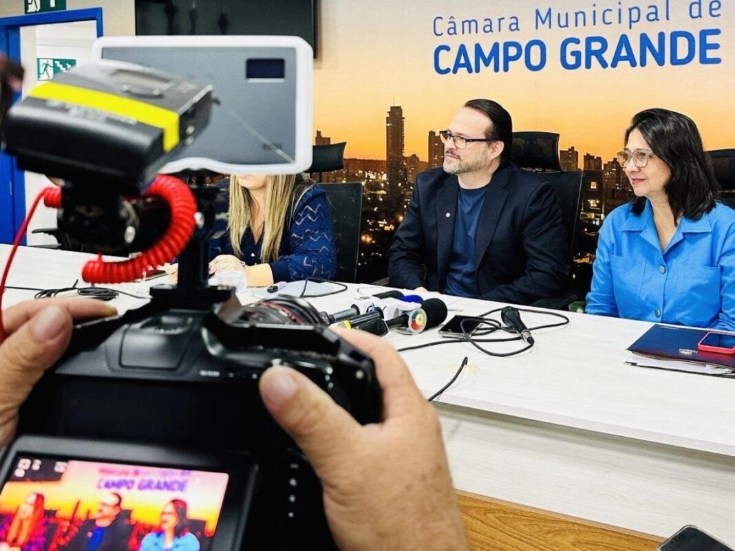 Vereadora Luiza e vereador Dr. Lívio solicitam reabertura de procedimento do TAG do Transporte Coletivo no TCE/MS - Câmara Municipal de Campo Grande