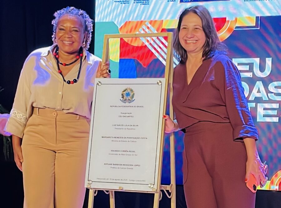 Vereadora Luiza participa de inauguração do CEU das Artes no Vereadora Luiza participa de inauguração do CEU das Artes no Parque Lageado ao lado da ministra Margareth Menezes - Câmara Municipal de Campo Grande