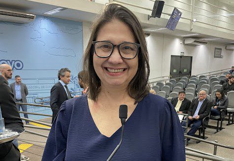 Por unanimidade, Câmara aprova projeto da vereadora Luiza que institui Por unanimidade, Câmara aprova projeto da vereadora Luiza que institui Programa Permanente de Manejo Ético Populacional de Cães e Gatos em Campo Grande - Câmara Municipal de Campo Grande