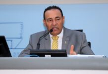 Vereador Carlão conclama bancada federal par uma força tarefa pela retomada das obras paradas na Capital – Câmara Municipal de Campo Grande Vereador Carlão conclama bancada federal par uma força tarefa pela retomada das obras paradas na Capital - Câmara Municipal de Campo Grande