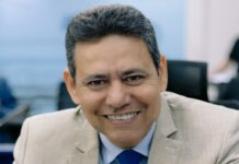 Vereador Clodoilson Pires apresenta indicações por melhorias viárias e iluminação em bairros de Campo Grande – Câmara Municipal de Campo Grande Vereador Clodoilson Pires apresenta indicações por melhorias viárias e iluminação em bairros de Campo Grande - Câmara Municipal de Campo Grande